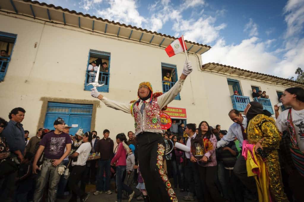 virgen-del-carmen-dancer