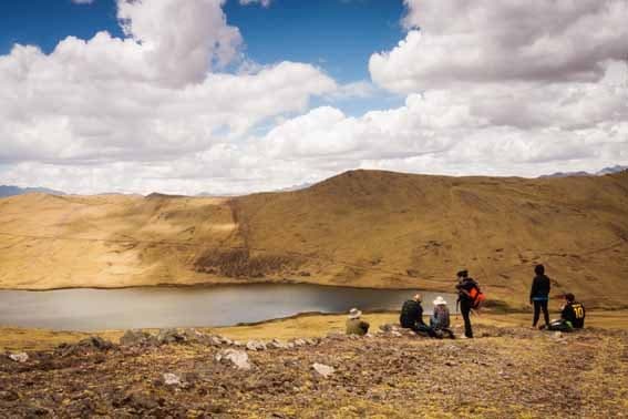 lake-huchuy-qosqo