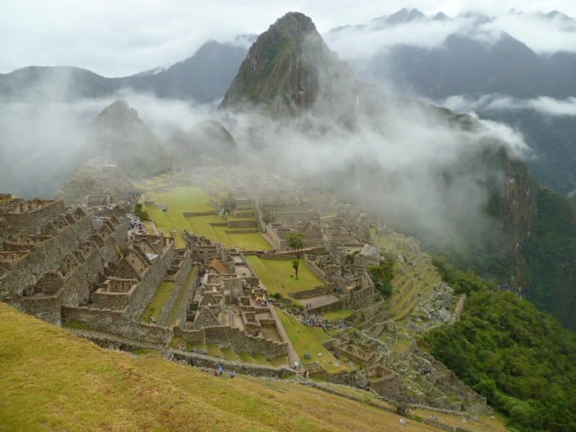 machu-picchu-peru-rainy-season