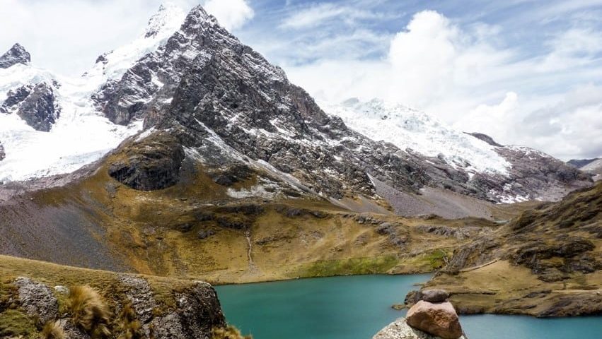 Ausangate-Cusco-glacial-lake