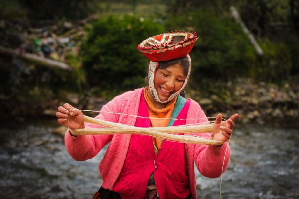 Threads of Peru weaver
