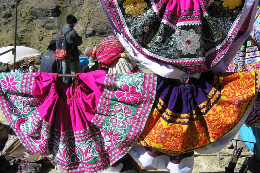 colourful-traditional-skirts-andean-dress