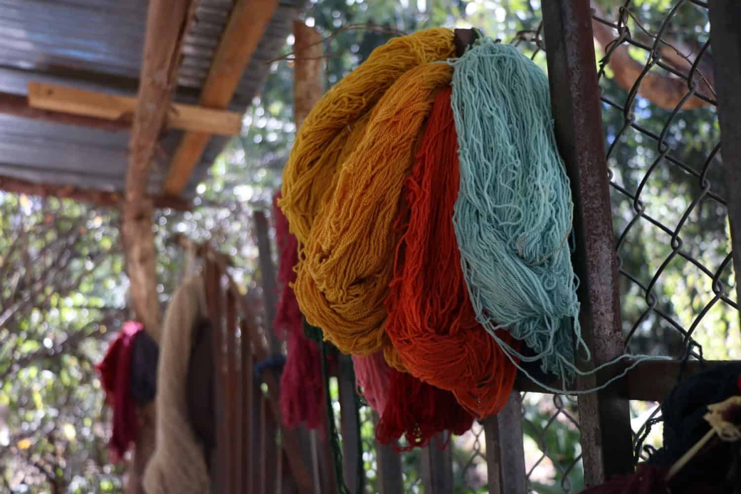 Huaran workshop dyed yarn