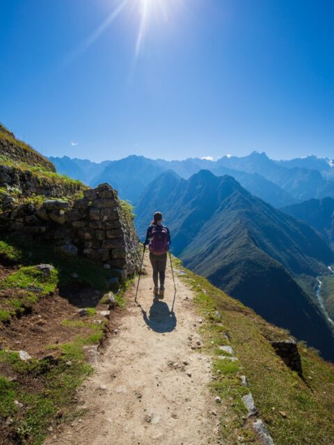 The Inca Trail is calling! 🥾🏔️ One of the most incredible hikes in Peru, taking you through breathtaking landscapes, ancient Inca ruins, and all the way to Machu Picchu through the famous Sun Gate. A must-do experience when you come to Peru! 🇵🇪✨
#apusperu #incatrail #incatrek #machupicchuperu #visitmachupicchu