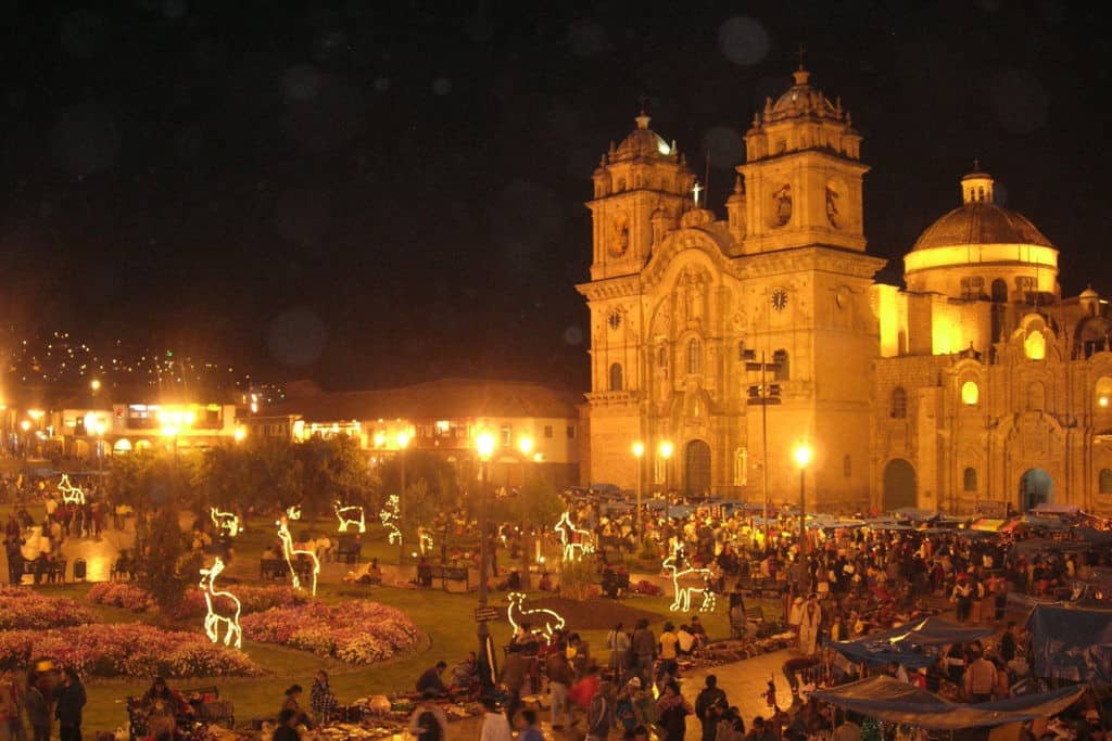 Cusco plaza de armas Christmas