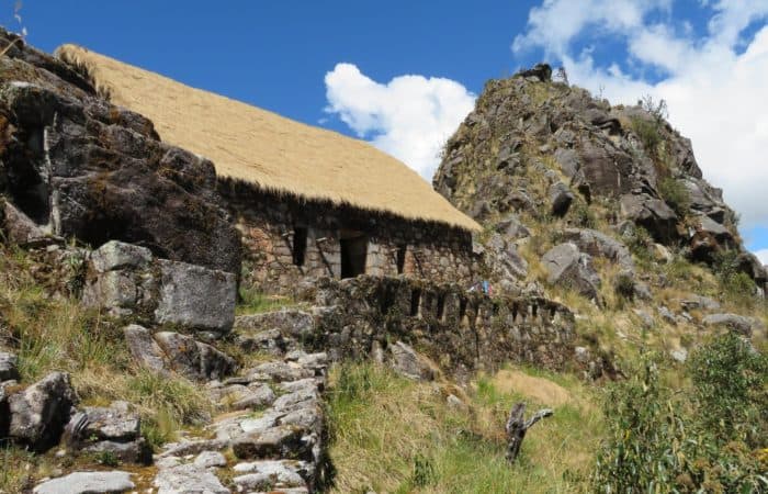 Vilcabamba-to-Espiritu-Pampa-house