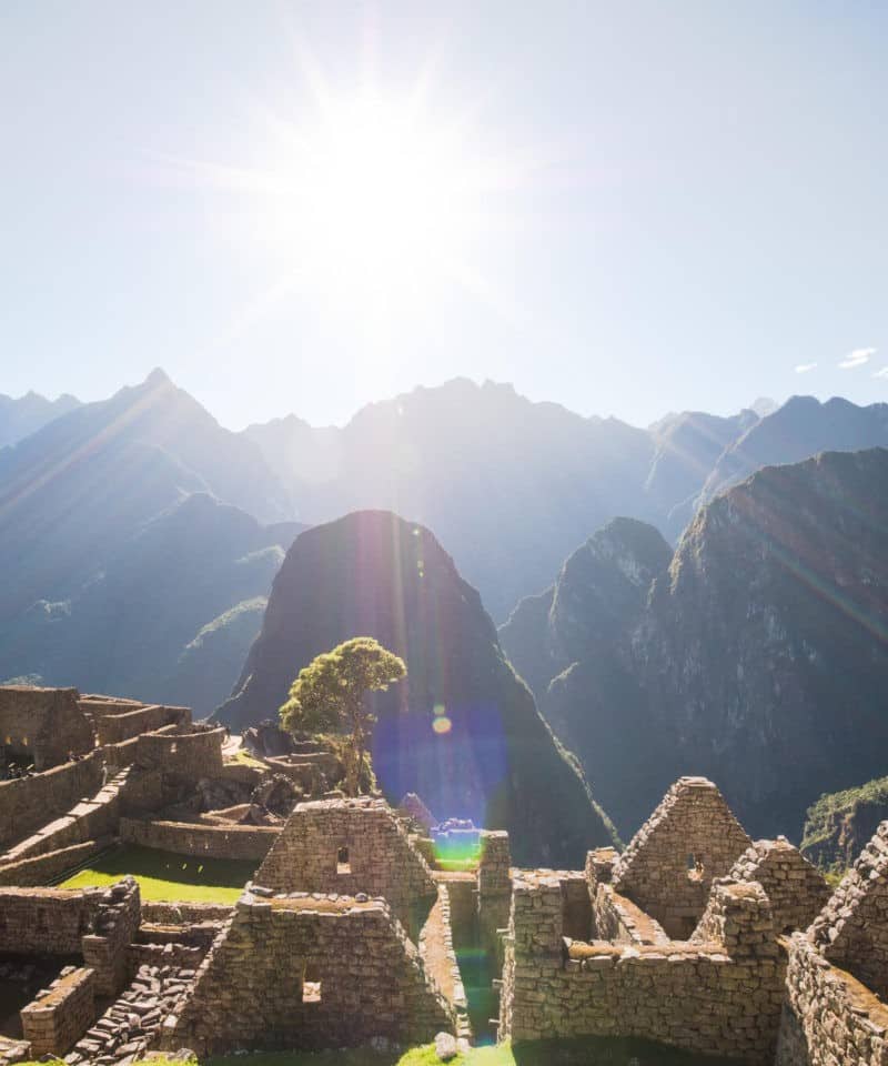 Sunny-view-of-Machu-Picchu