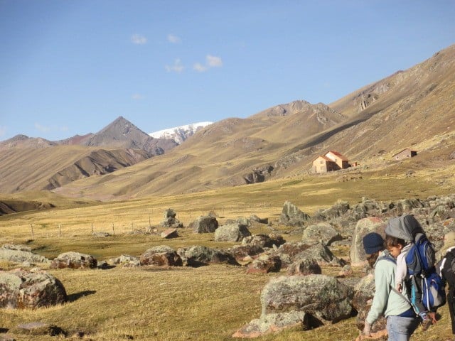 Andean lodges trek with kids