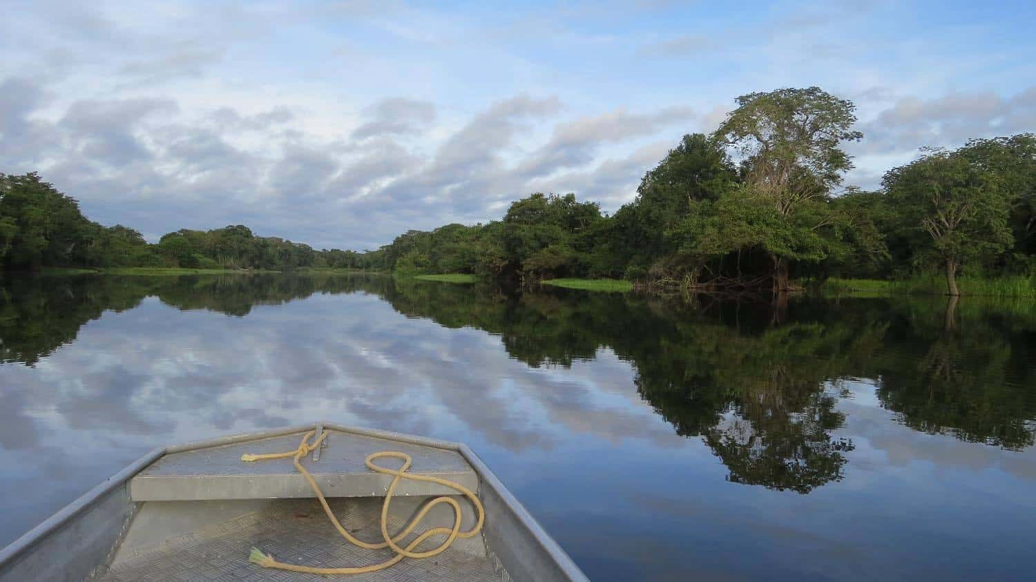 boat tour at amazon river