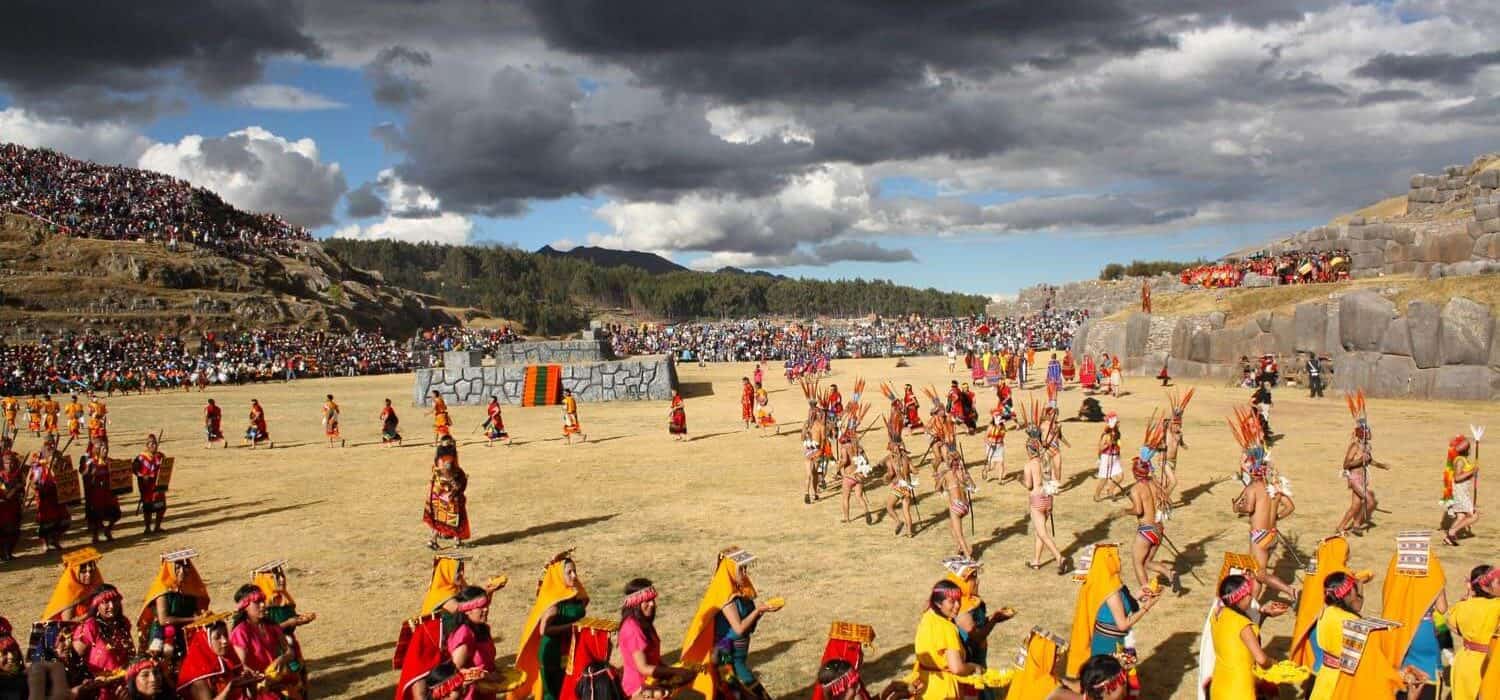 inti raymi dances in sacsayhuaman