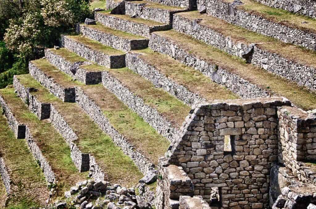 terraces-at-machu-picchu-how-many-days