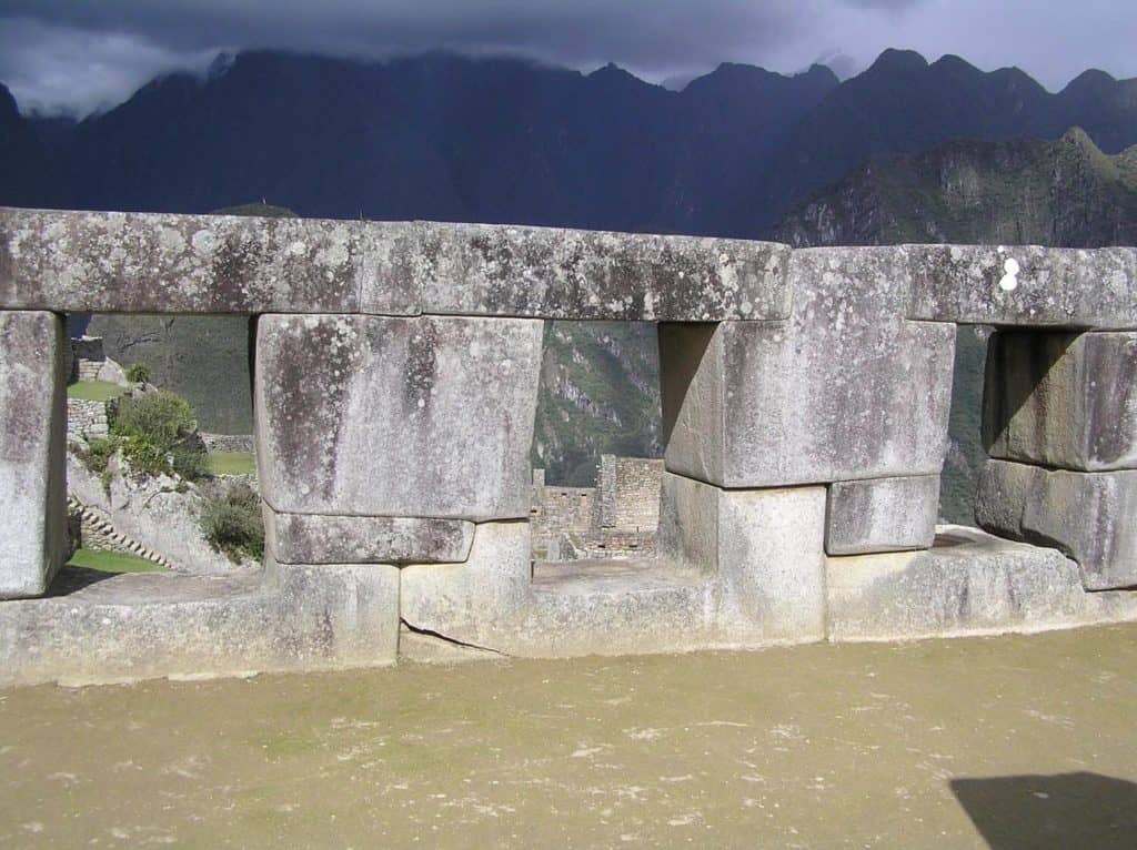 Best time to observe Incan Architecture 