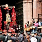 señor de los temblores during easter time in peru