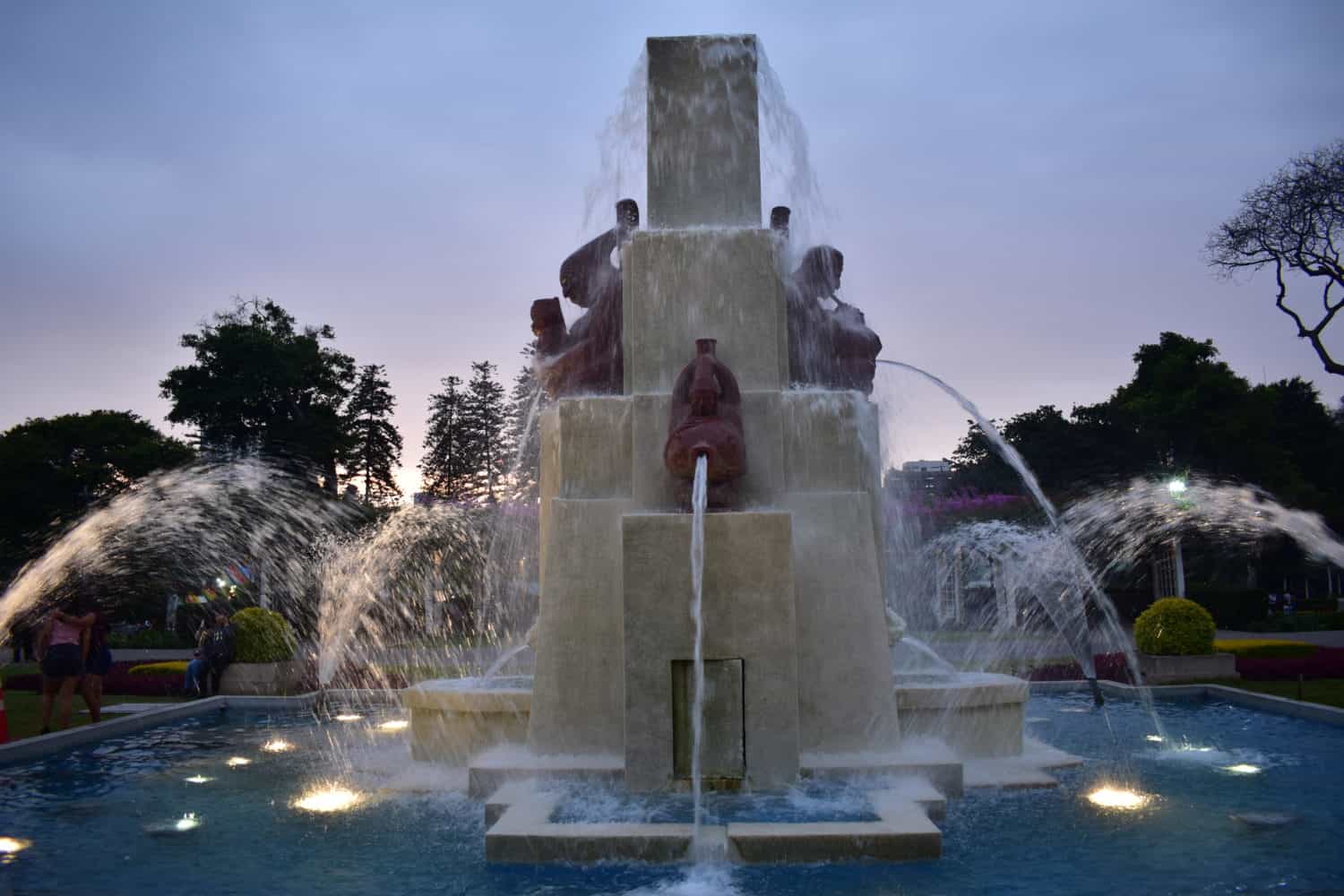 Water fountains Lima