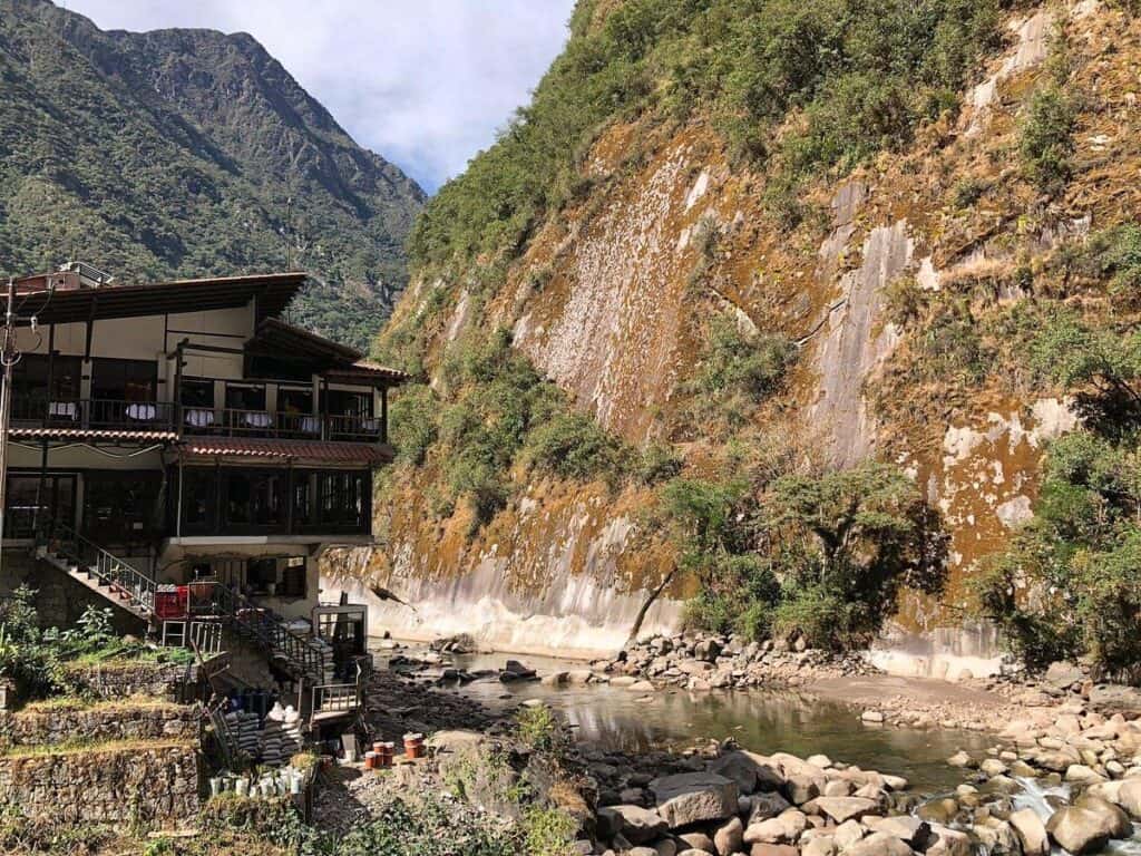 hotel in aguas calientes