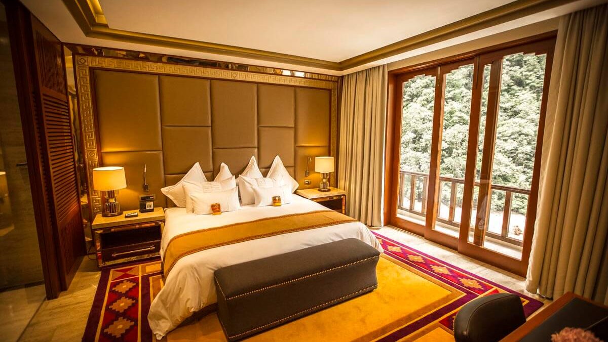 hotel room in aguas calientes