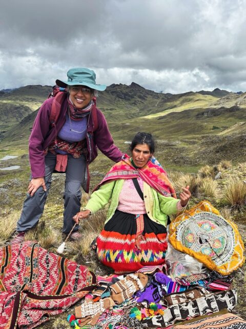 Peru hits different when you see it on foot 🥾
📸_Greco
#apusperu #hikingtheglobe #perunature #mountainlove #visitperu