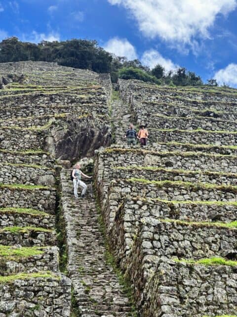 Look at our group enjoying the Inca Trail in April and having a great time!

#apusperu #incatrail #machupichu