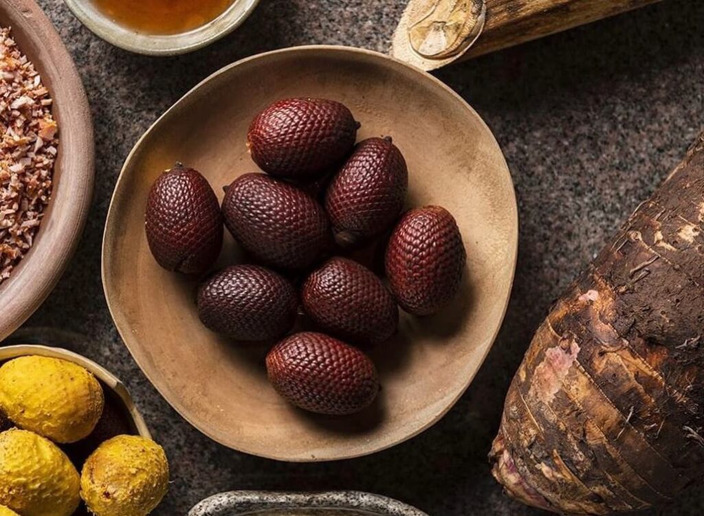 aguaje fruit