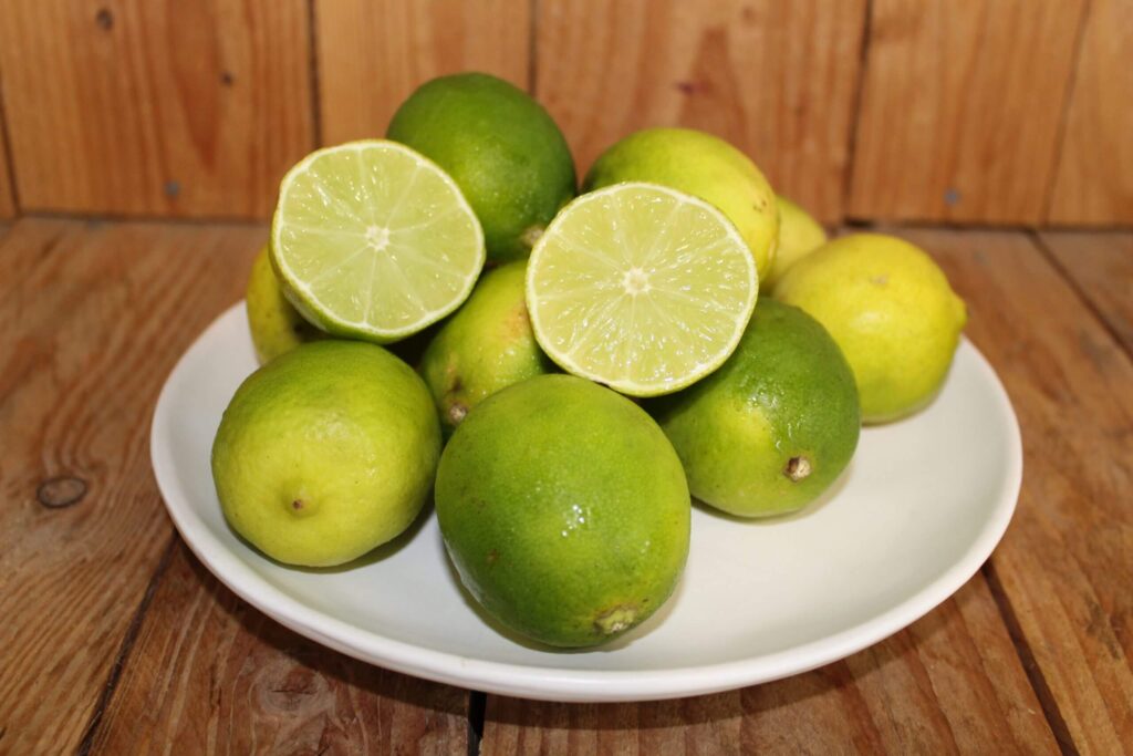 plate of peruvian limes