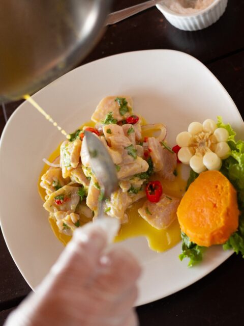 Yummy! 😋 Look at this amazing cooking class in Lima! You should definitely try it when you come. It looks like such a fun way to experience Peruvian food and learn how to make some delicious local dishes!

#apusperu #foodtourism #limaperú
