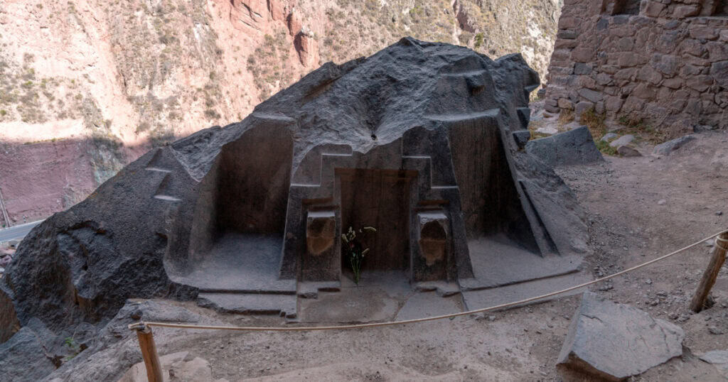 sacred site in ollantaytambo